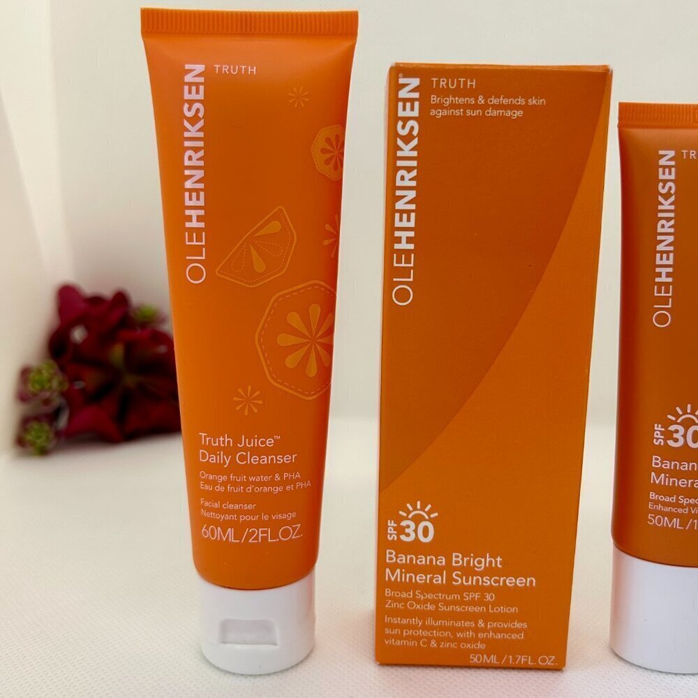 Ole Henriksen Bundle Banana Bright Mineral SPF 30, Vitamin CC Stick and Cleanser - Picture 11 of 12